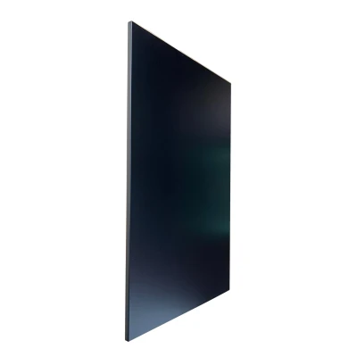 Pure black wandpaneel